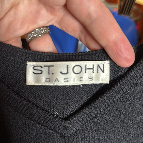 ST JOHN BASICS KNIT WOMENS TOP CAMI BLACK SANTANA KNIT SIZE MEDIUM - Picture 5 of 9